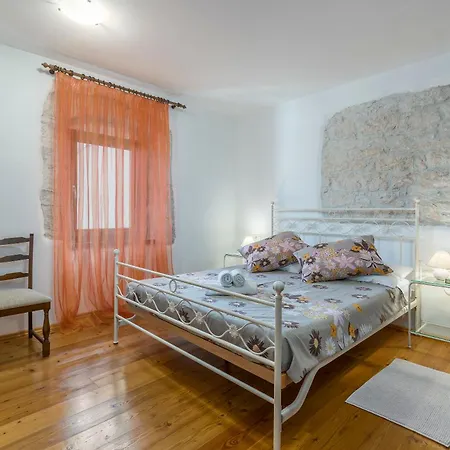 בית נופש Katarina, A Perfect Summer Retreat In Istria Peresiji
