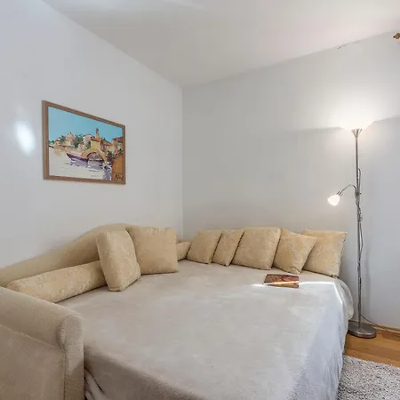 Katarina, A Perfect Summer Retreat In Istria Peresiji