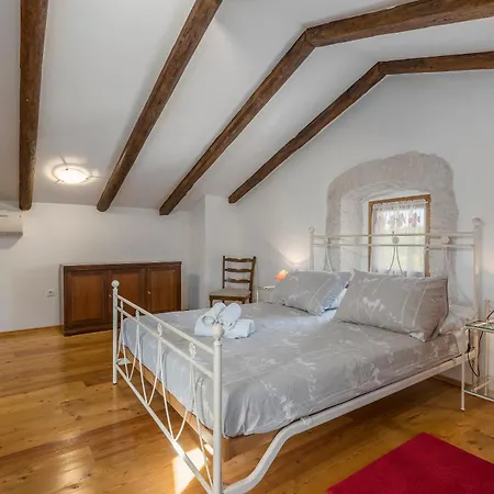 Katarina, A Perfect Summer Retreat In Istria בית נופש Peresiji